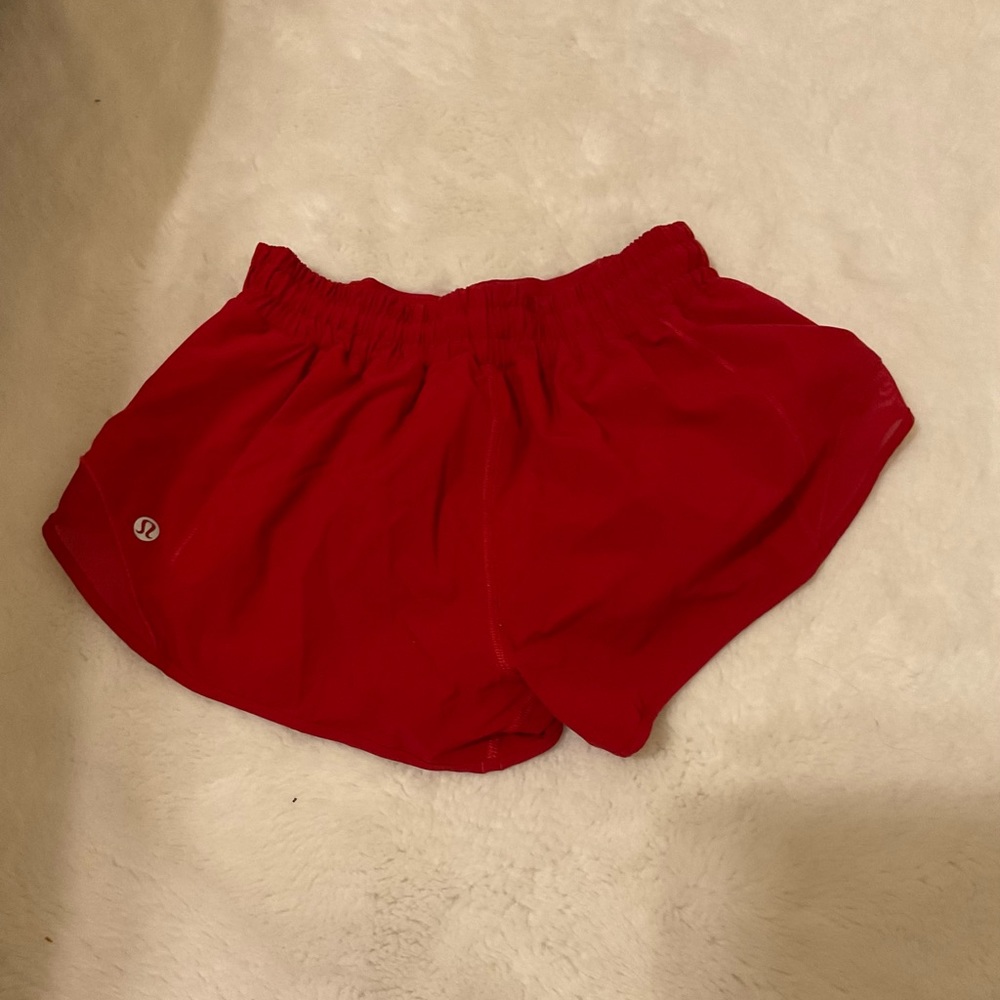 2.5 inch dark red hotty hot shorts